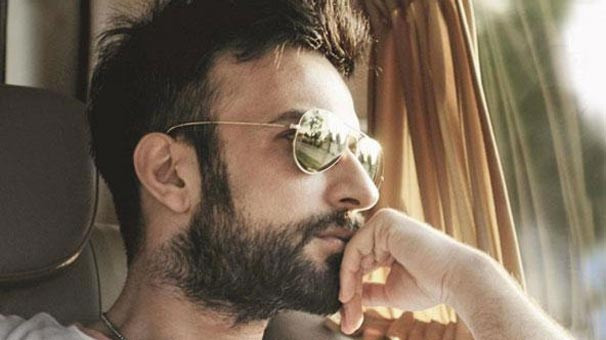 Tarkan 195 TL'lik hesaba 1750 TL bahşiş bıraktı 