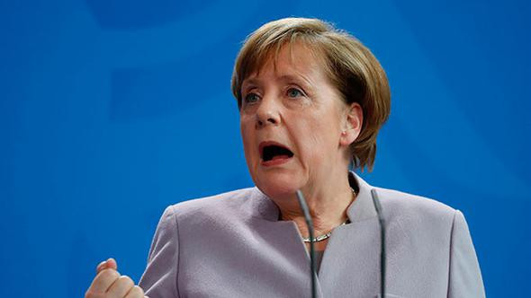 Bir tepki de Merkel'den: "Utançtır"