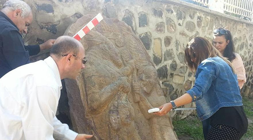 2 bin 700 yıllık olduğu belirtilen stelin sahte çıktı!