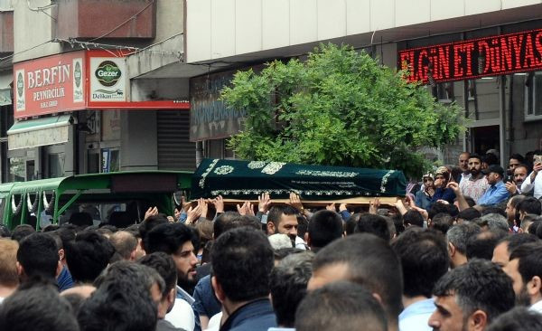 Sultangazi’deki cinayetin ardından 116 yabancıya sınır dışı kararı