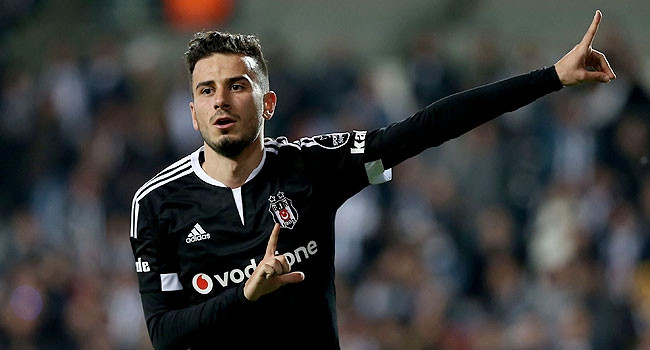 Oğuzhan Özyakup'tan 5 yıllık imza !