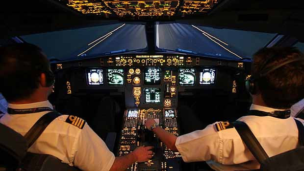 Pilottan korkutan anons: Mümkünse inelim, yakıt kalmadı 