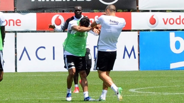 Beşiktaş idmanında şok kavga !