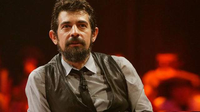 Kız kıza gelene, topuklu ayakkabı giyene indirim 