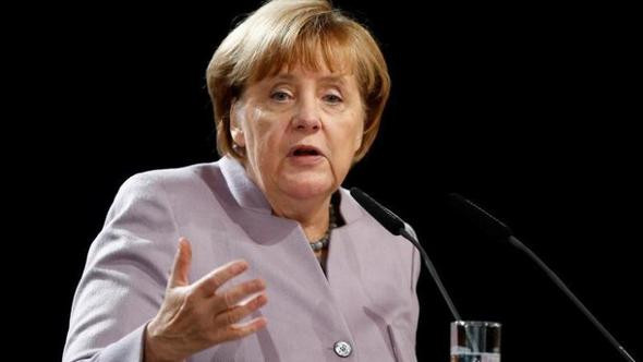 Merkel: Türklerin ''evet'' demesi...