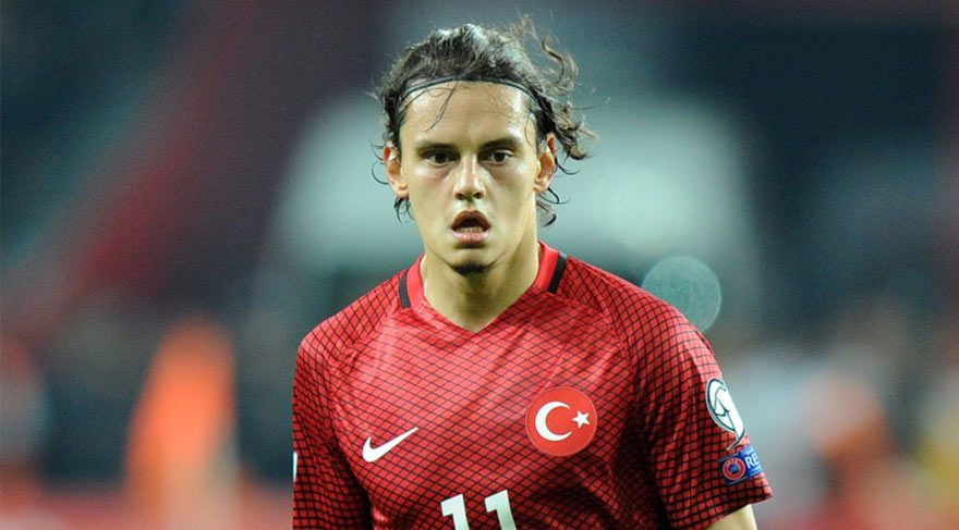 Enes Ünal transferi Bursaspor'a yaradı !