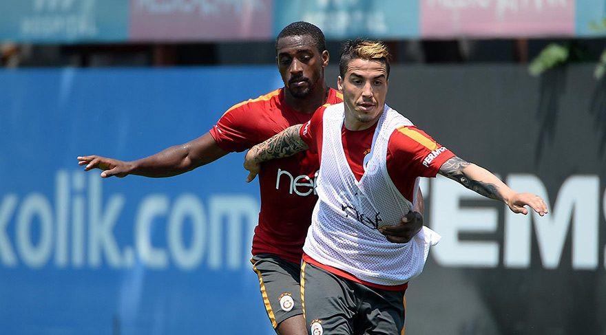 Galatasaray Sneijder’siz çalıştı