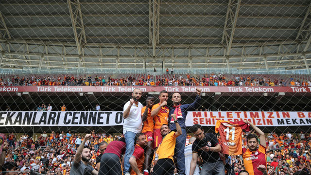 Podolski Galatasaray'a böyle veda etti