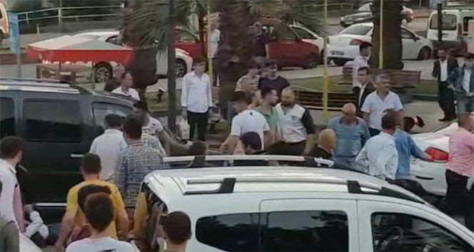 İftar saatinde sopalı yumruklu kavga