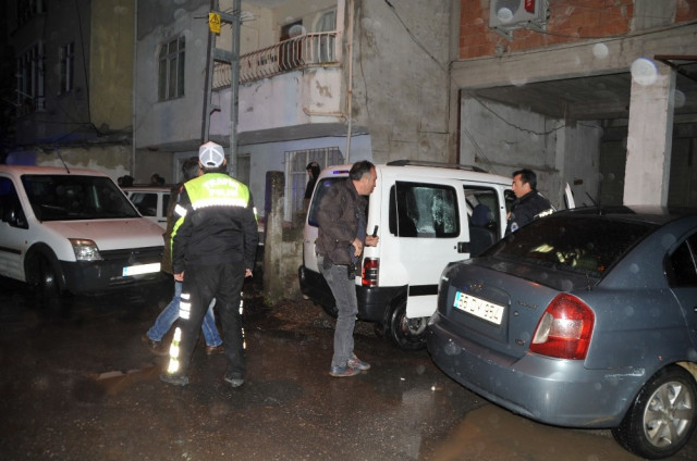 Polisin ''dur'' ihtiharına uymayan sürücü kayıplara karıştı