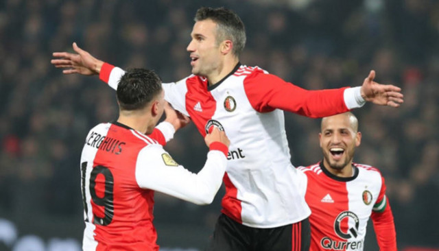 Robin van Persie: Fenerbahçe'de zevk almadım