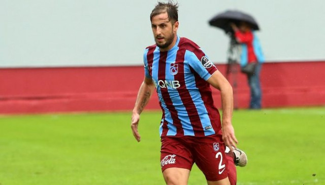 Akhisarspor Zeki Yavru ile 2.5 yıllık sözleşme imzaladı