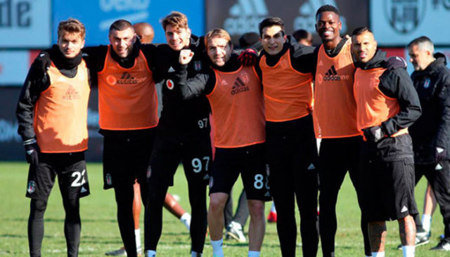 Beşiktaş'a taraftar morali