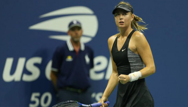 Maria Sharapova son şampiyon Wozniacki'yi eledi