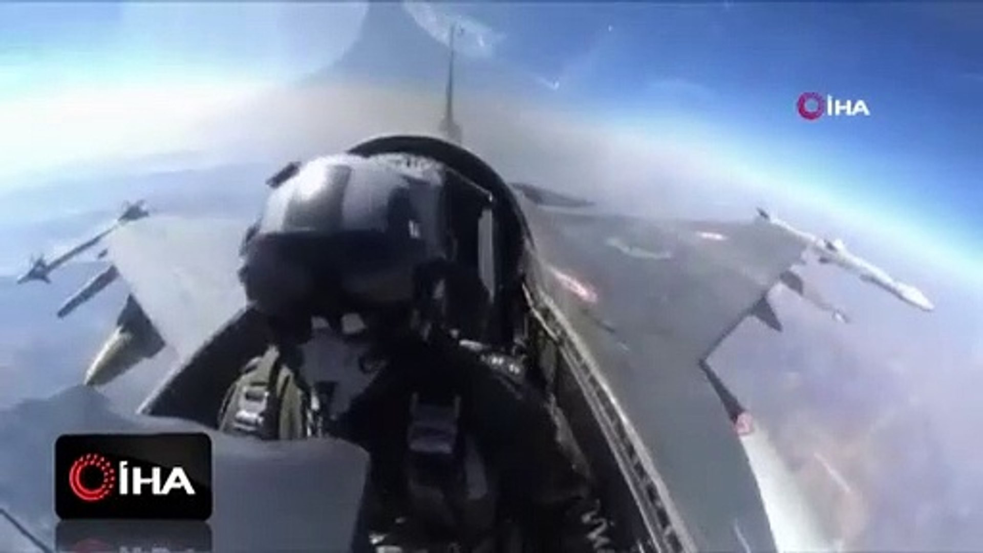 Kokpitin içinden... F-16 pilotları terör hedeflerini böyle vurdu!