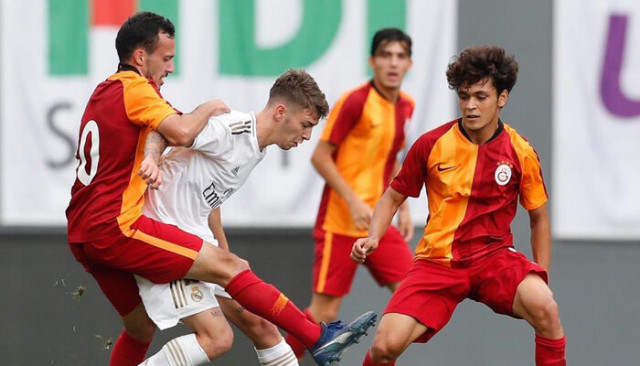 Galatasaray 0 - 1 Real Madrid (UEFA Gençlik Ligi)
