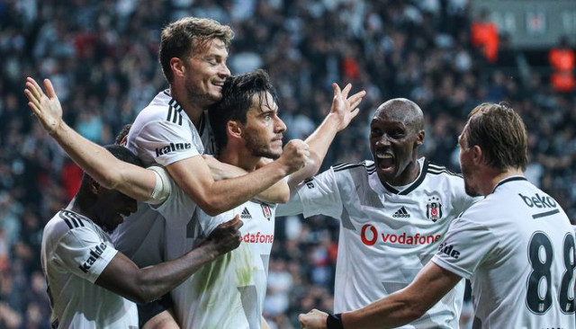 Beşiktaş 1 - 0 Galatasaray (Süper Lig puan durumu)