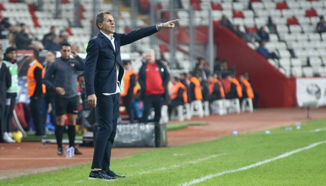 'Antalya'yı yukarı taşıyacağız'