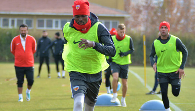 Mensah'tan Fenerbahçe açıklaması