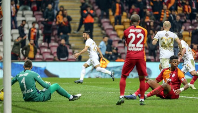 Galatasaray kaptanlarından flaş açıklamalar!