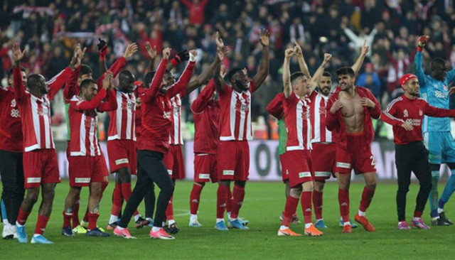 Sivasspor bütçe yönetiminde de zirvede