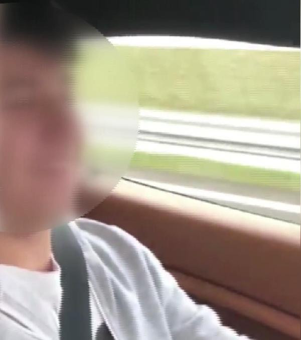 Ünlü ismin ehliyetsiz yeğeninden tepki çeken paylaşım