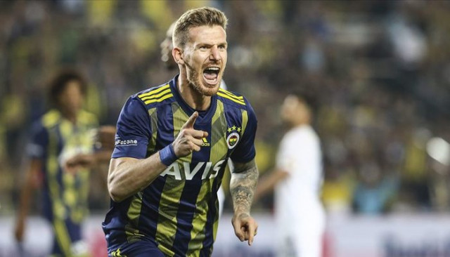Serdar Aziz'e Rusya'dan 2 talip birden!