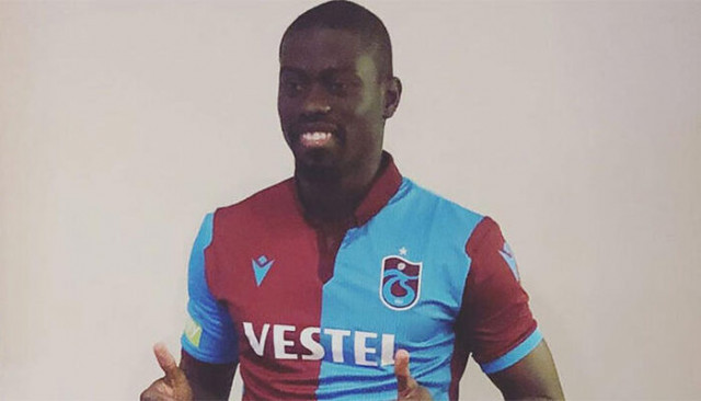 Transfer bombası patladı! Badou Ndiaye, Trabzonspor ile anlaştığını duyurdu
