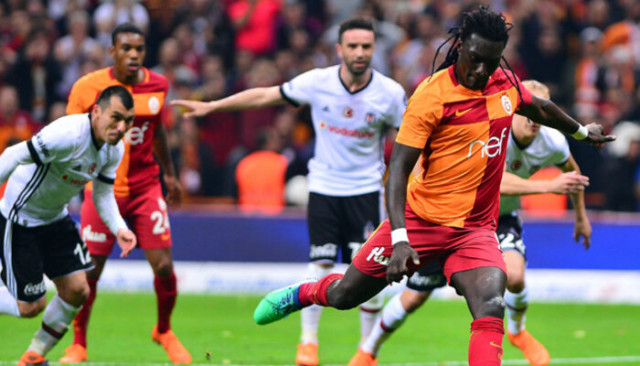 Bafetimbi Gomis Galatasaray'a geri dönüyor