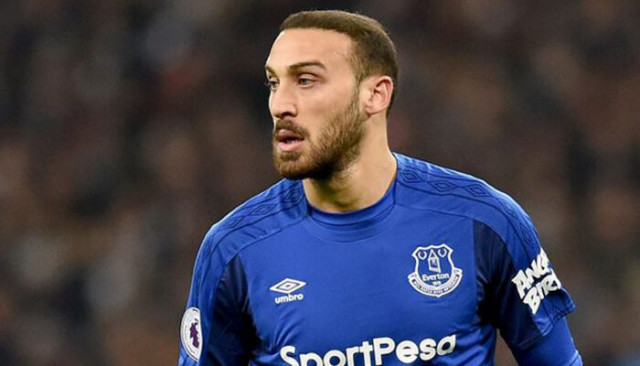 Crystal Palace'dan Cenk Tosun hamlesi