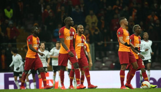 Galatasaray 1 - 2 Benfica
