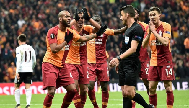 UEFA Avrupa Ligi: Galatasaray, Benfica'ya 2-1 yenildi