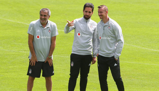 Beşiktaş'ta teknik direktör sürprizi!