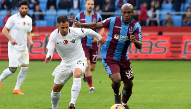 Akhisarspor Süper Lig'de son sıradan kurtulamadı