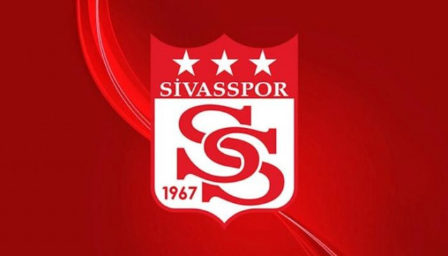 Demir Grup Sivasspor'u taşıyacak uçağa yıldırım isabet etti
