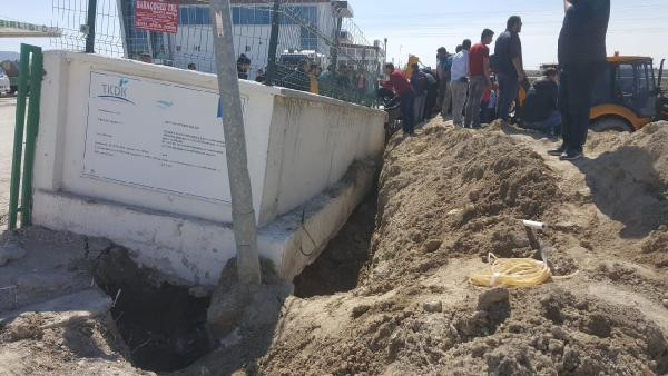 Konya'da istinat duvarı çöktü: Yaralılar var