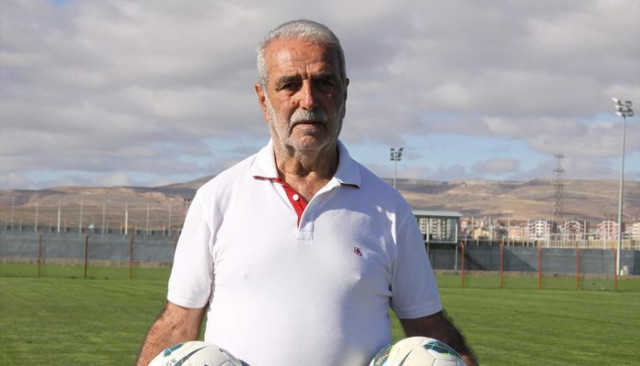 Demir Grup Sivasspor'un malzemecisi Mahmut Kablan hayatını kaybetti