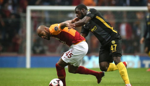 Cezalı duruma düşen Marcao, Fenerbahçe derbisinde yok
