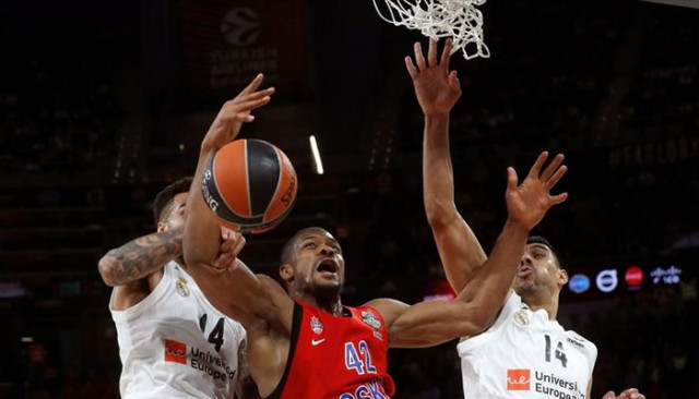 CSKA Moskova finalde Anadolu Efes'in rakibi oldu