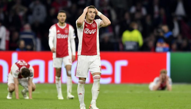 Ajax'ın elenmesi Hollanda basınında geniş yer buldu