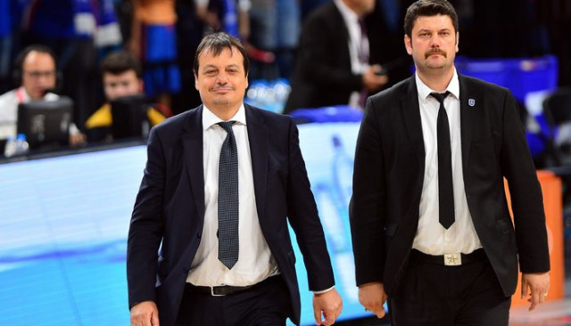 Ergin Ataman'ın 4. lig şampiyonluğu