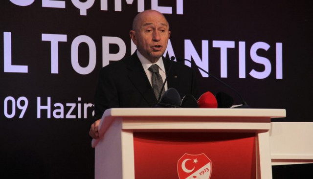 Nihat Özdemir: Yabancı sınırı ile ilgili Kulüpler Birliği ile görüşeceğiz