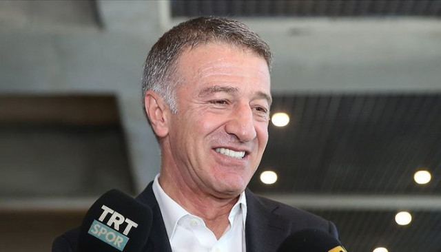 Ahmet Ağaoğlu: Trabzonspor zirve yarışı içinde olacak