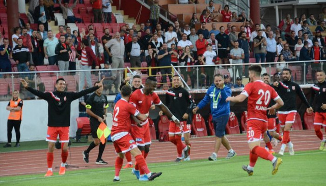 Balıkesirspor 2 - 0 Ümraniyespor (TFF 1. Lig)