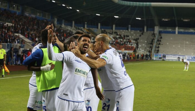 Büyükşehir Belediye Erzurumspor 2 - 1 Adanaspor