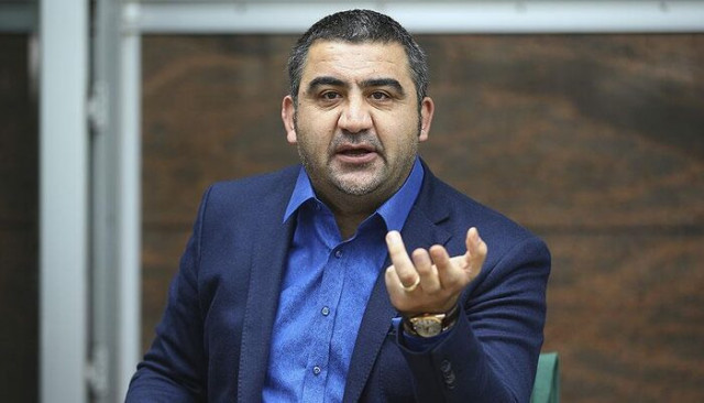 Adana Demirspor'da Ümit Özat ile yollar ayrıldı