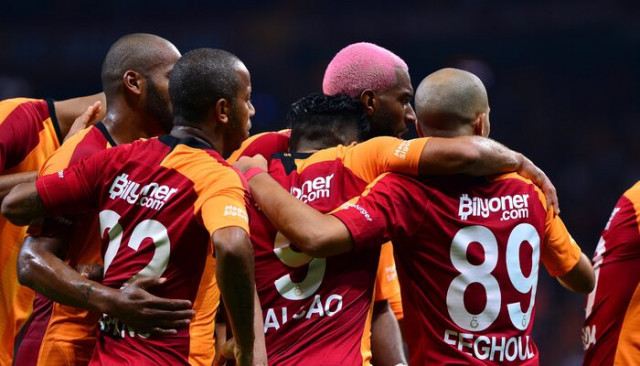 Galatasaray, 18 yıl sonra PSG'ye rakip