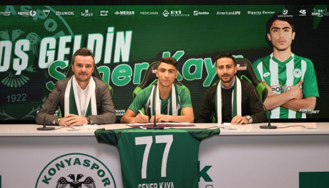 Konyaspor, 2003 doğumlu Şener Kaya ile profesyonel sözleşme imzaladı