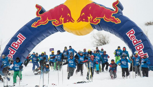 Türkiye'nin en büyük kış sporu etkinliği Red Bull Homerun'a kayıtlar devam ediyor 
