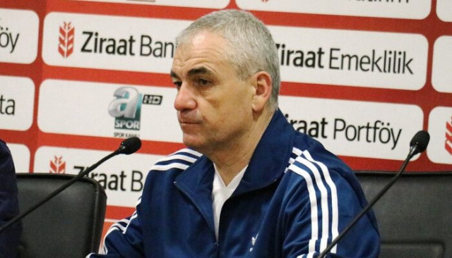 Rıza Çalımbay: Mağlubiyet iyi değil ama önemli olan tur atlamaktı 